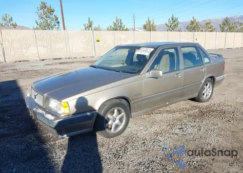 1993 Volvo 850 z USA, uszkodzony, nr VIN YV1LS5502P2071187